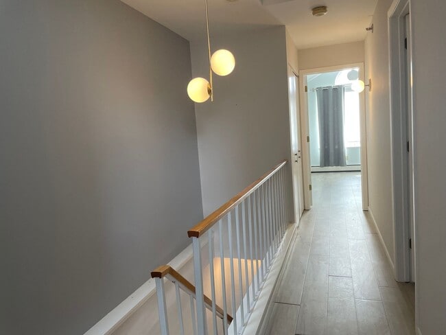 Building Photo - Luxury 2 Bedroom Condo in Centennial Lakes...