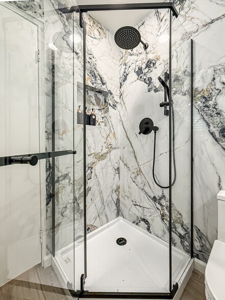 Building Photo - 717 Watson Ave