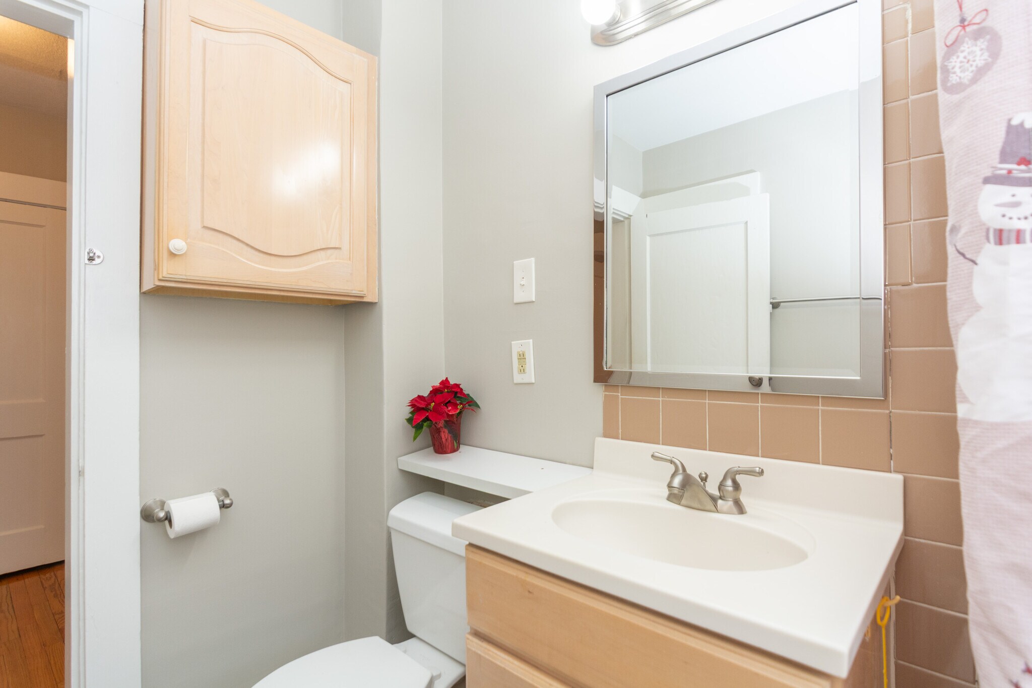 Building Photo - 39 Gould St