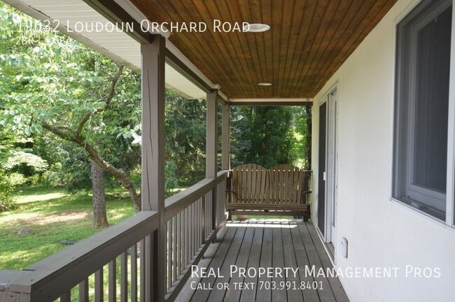 Building Photo - 19632 Loudoun Orchard Rd