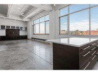 Building Photo - 700 N Washington Ave