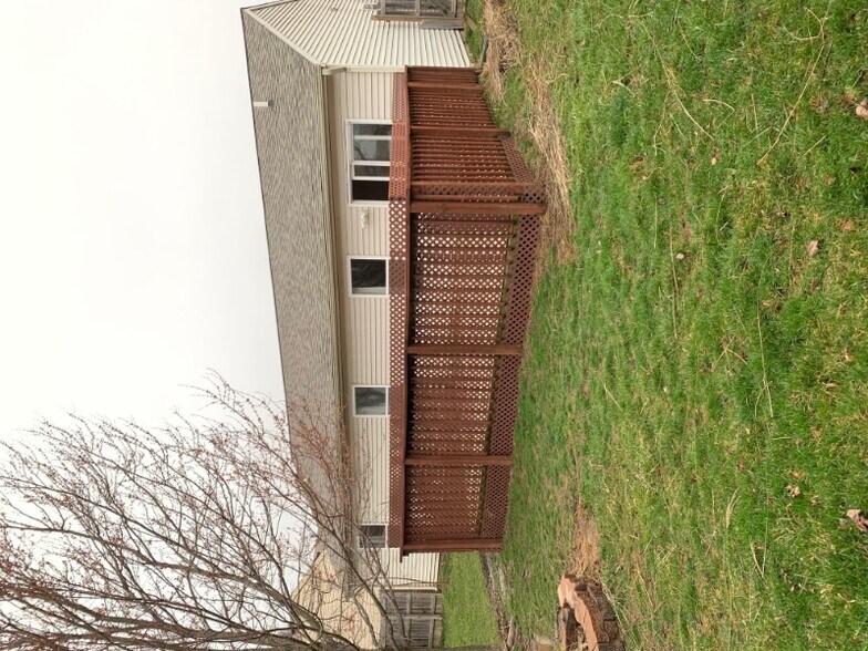 Building Photo - 3216 Hunter Rd