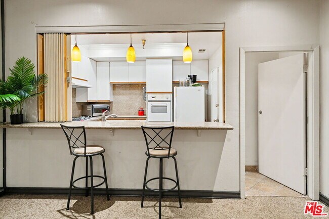 Building Photo - 2700 Cahuenga Blvd