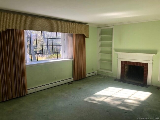 Building Photo - 927 Burroughs Rd