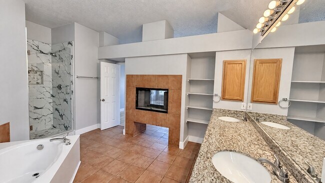Building Photo - 5709 Parkwood Trail