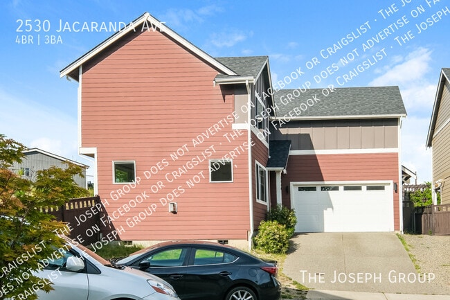 Building Photo - 2530 Jacaranda Ave