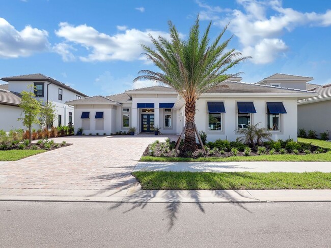 Building Photo - 15432 Turin Dr