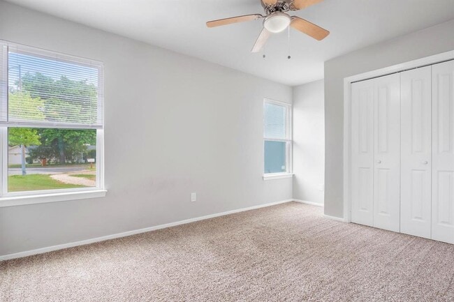 Building Photo - 606 Elderberry Cove