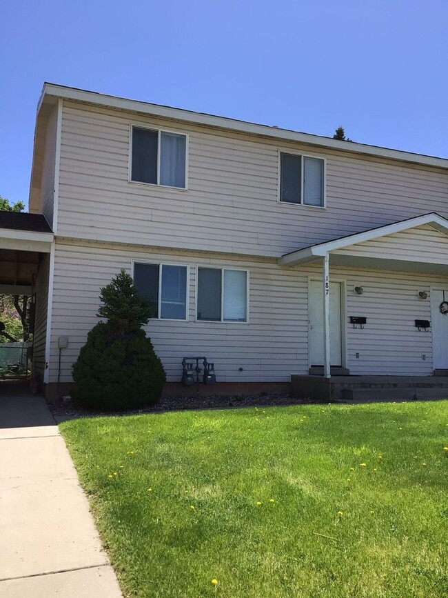 Primary Photo - Charming Duplex