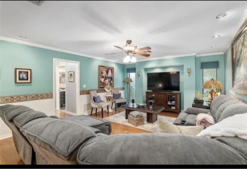 Building Photo - 4100 SW 86th Terrace