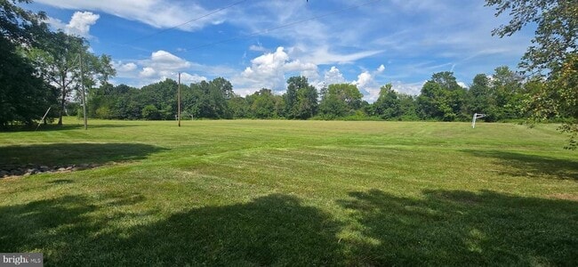 Building Photo - 10843 Spencer St