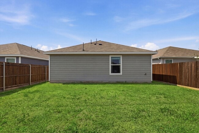 Building Photo - 5969 Sumlin Wy