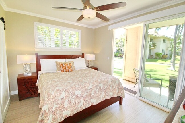 Building Photo - Beach Style 2 bed/2bath Luxury Condo - Finely Furnished - Steps from the Beach - Resort Amenities -