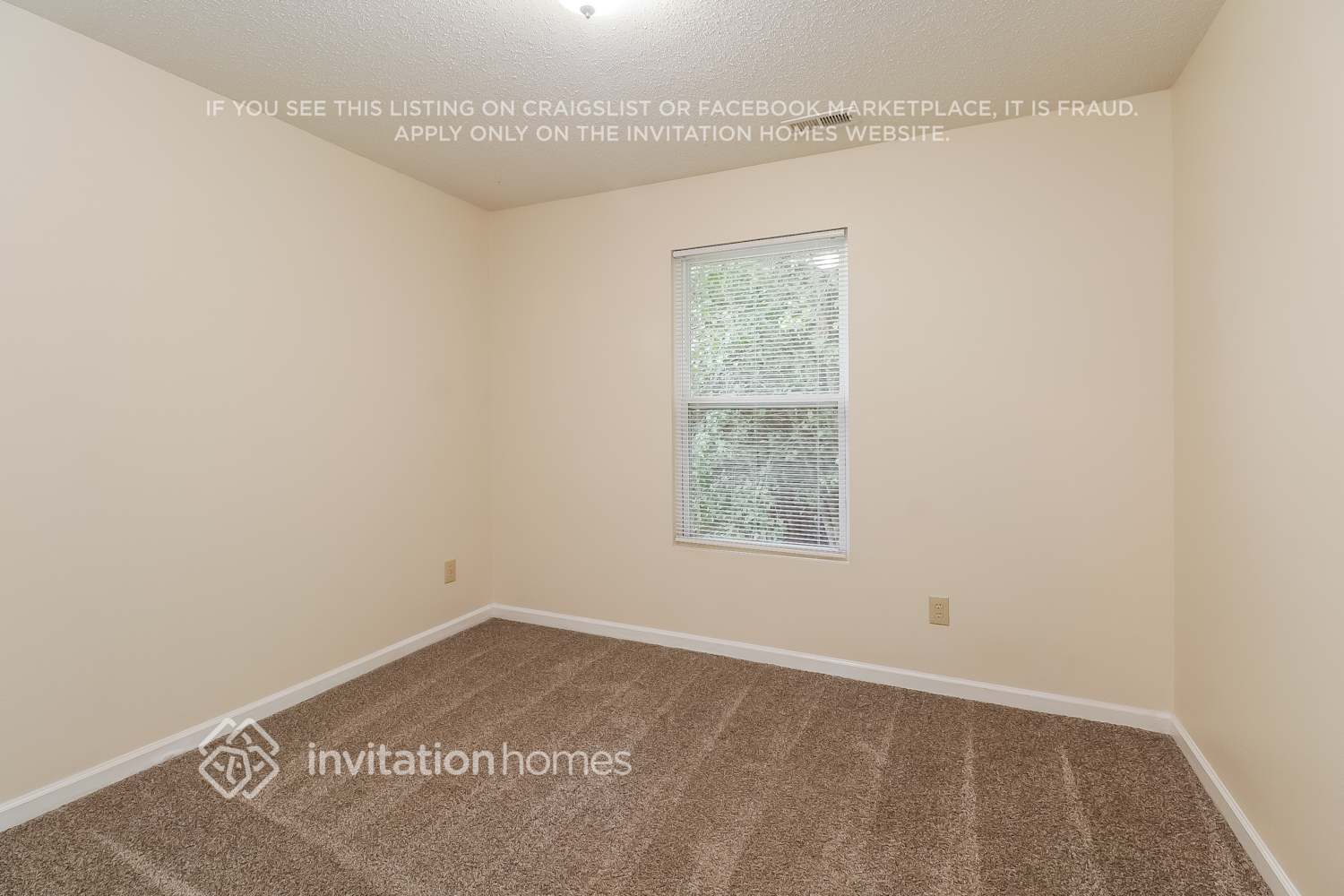 Building Photo - 2032 Dunsmore Ln