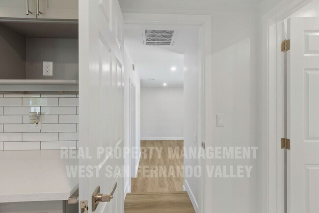 Building Photo - Beautifully Remodeled Single Family Home with Pool