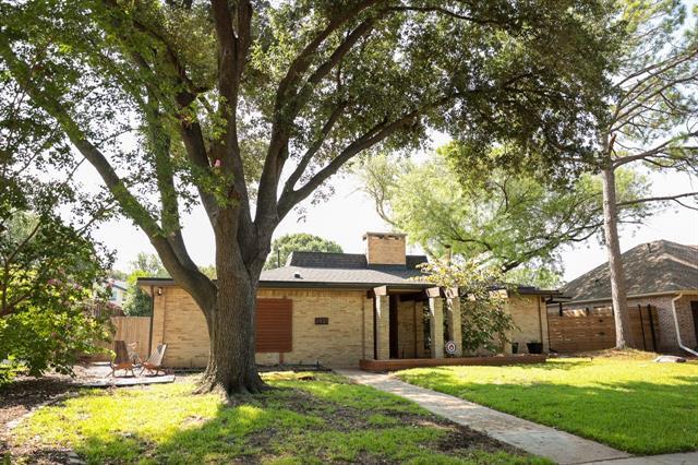 Primary Photo - 2937 Forest Hills Ln
