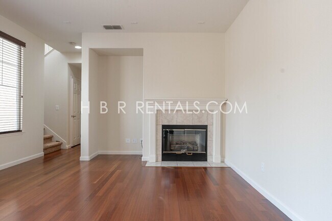 Building Photo - Bethany Village Mountain House Move-In Ready 3-Bed, 2.5-Bath