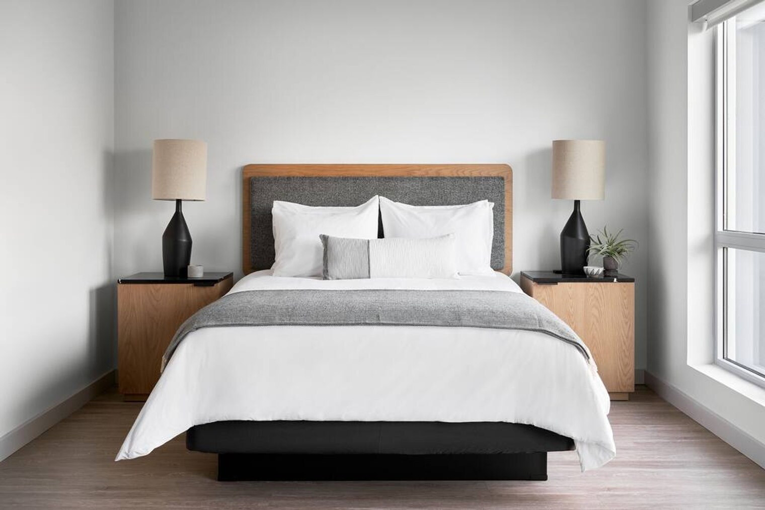 Building Photo - 516 Lea Ave