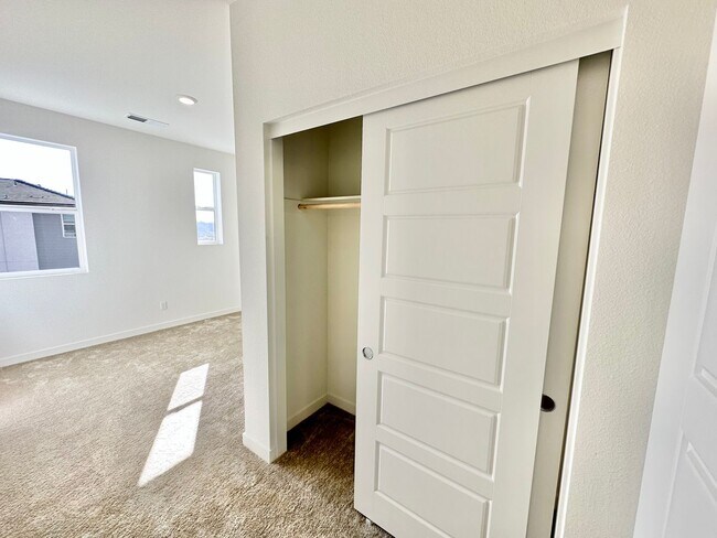 Building Photo - Brand New Townhome Overlooking Mission Valley
