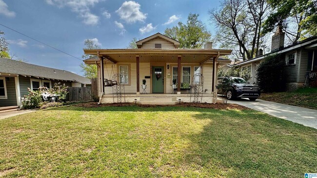 Building Photo - 5405 5th Ct S
