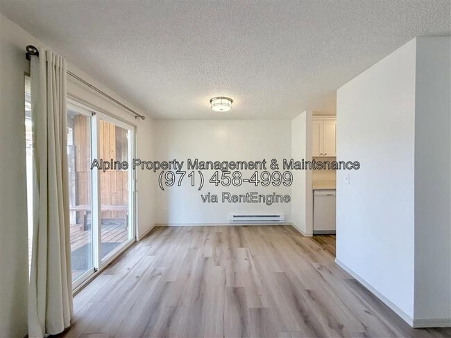 Building Photo - 6457 SW 192nd Ave