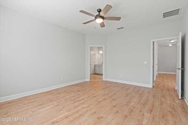 Building Photo - 548 Kendall Crossing Dr