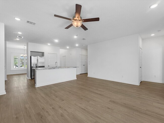 Building Photo - 10602 Burgundy Berry Wy