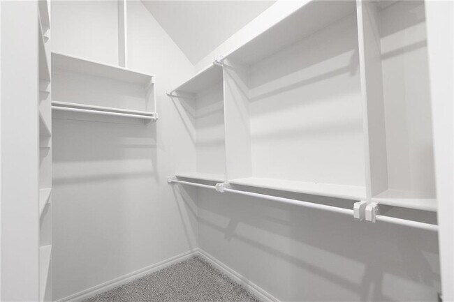 Building Photo - 5716 Lantana Ln