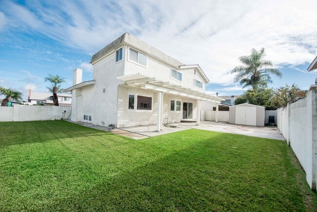 Building Photo - Now Available for Lease Beautiful 4 Bedroom Home with Basement