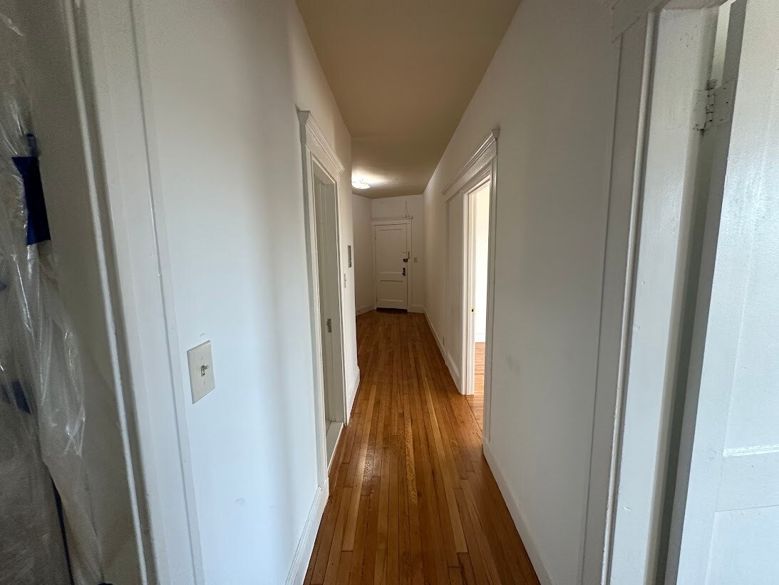 Building Photo - 20 Kilmarnock St