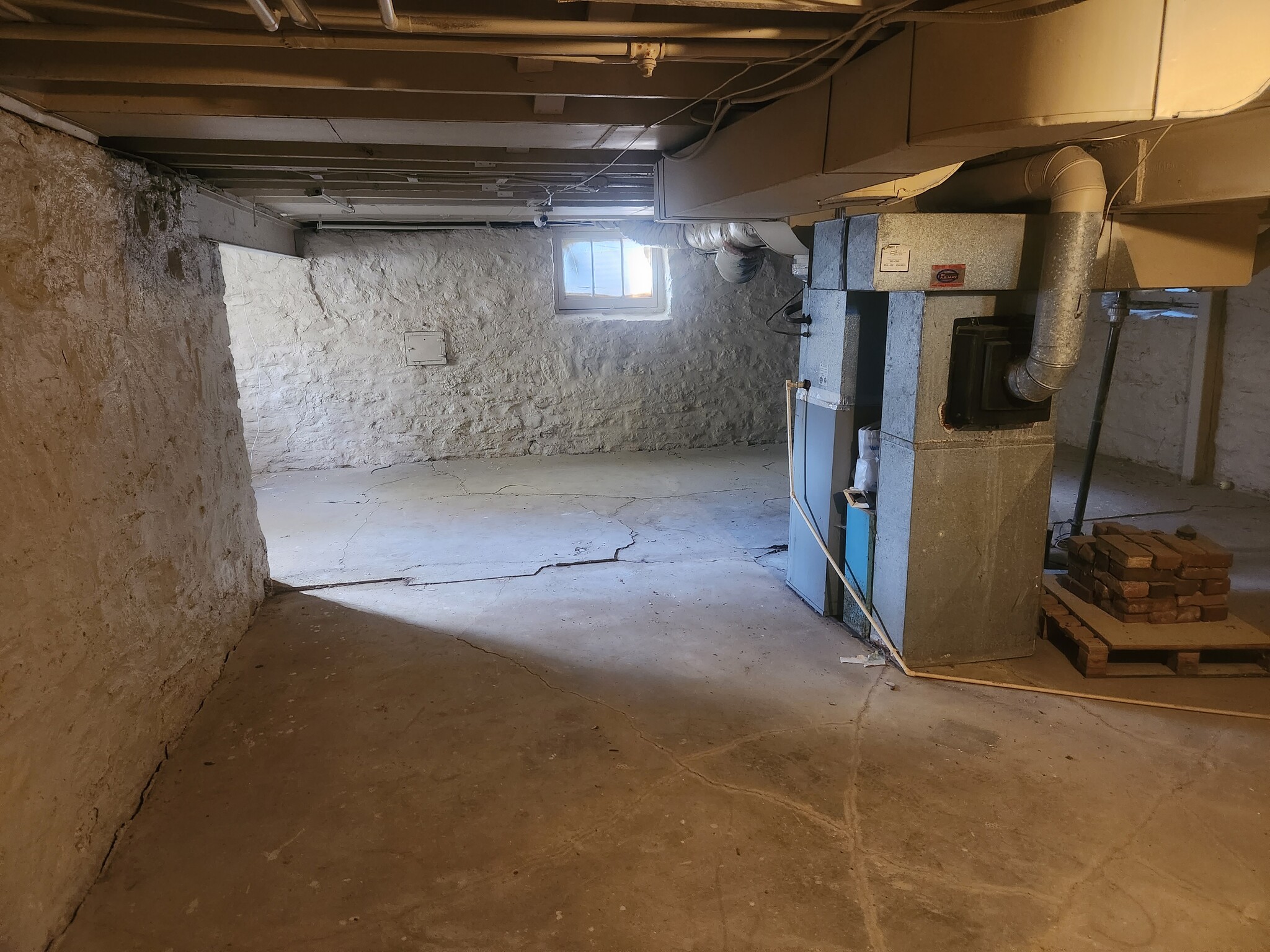 Building Photo - 5928 Fontana St