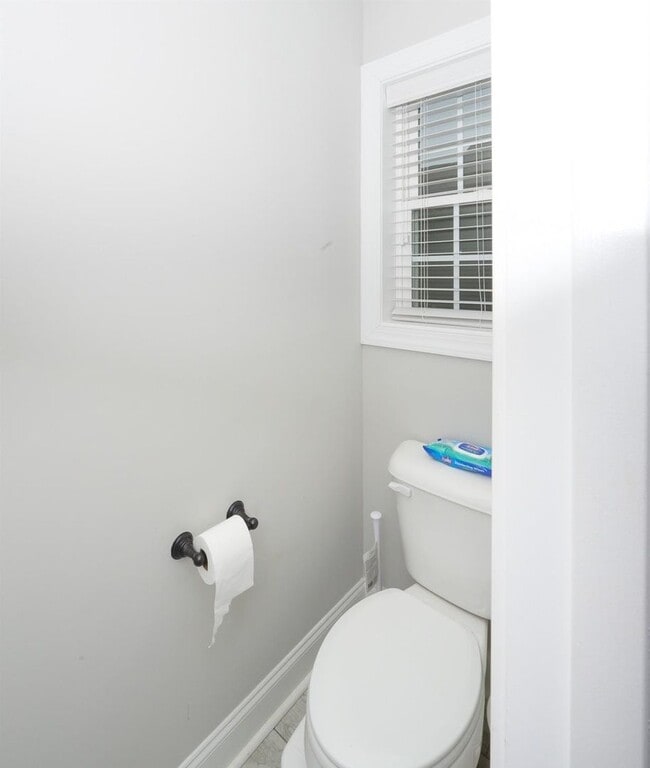 Building Photo - 3 Bedroom Home in Goode