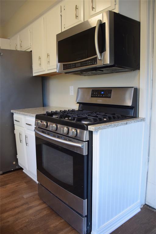 Building Photo - 7703 Elderberry Dr