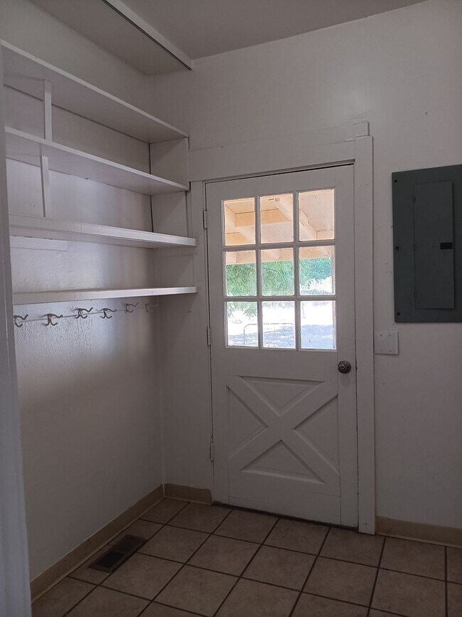 Building Photo - Beautiful Secluded Farmhouse & Shop is Available!