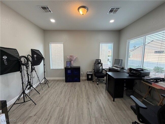 Building Photo - 3343 Tara Leigh Ave