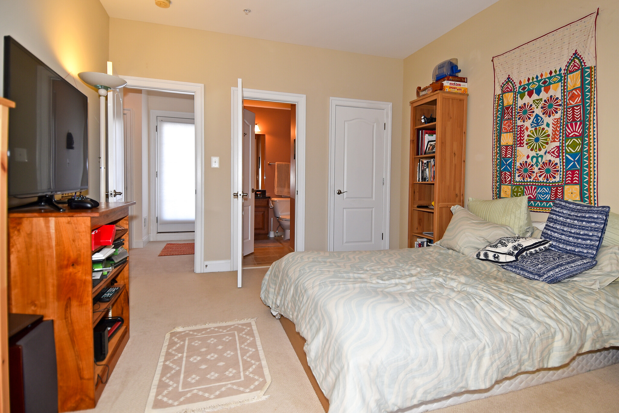 4th floor loft bedroom - 451 N George Mason Dr