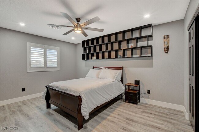 Building Photo - 5938 Creekside Sands Ln