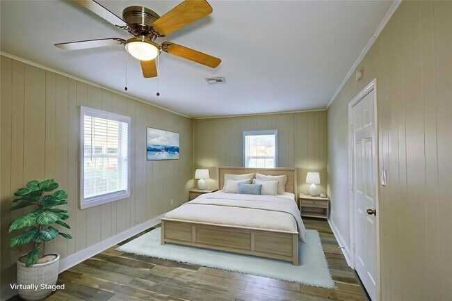 Building Photo - 4220 Delhi St