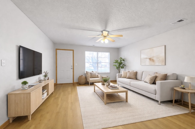 Building Photo - 3BR/2BA Home for Rent in Grain Valley, MO 64029 | Fenced Yard | Fireplace | Garage | Pet-Friendly