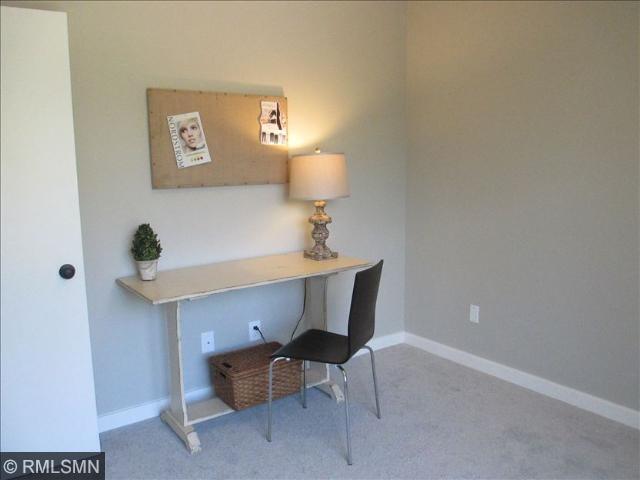 2nd bedroom or office - 7540 Edinborough Way