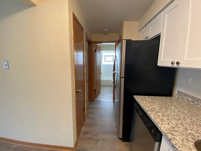 Building Photo - 8545 W Arnold St