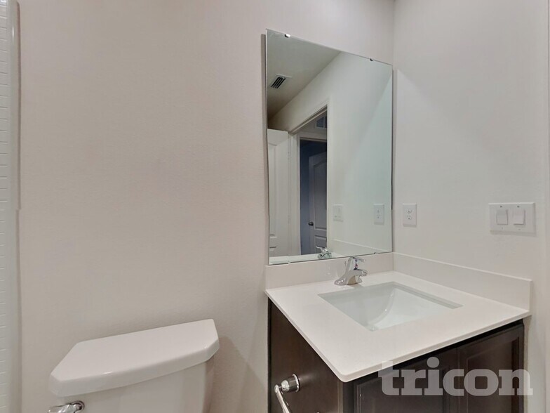 Building Photo - 4446 Horse Creek Ln