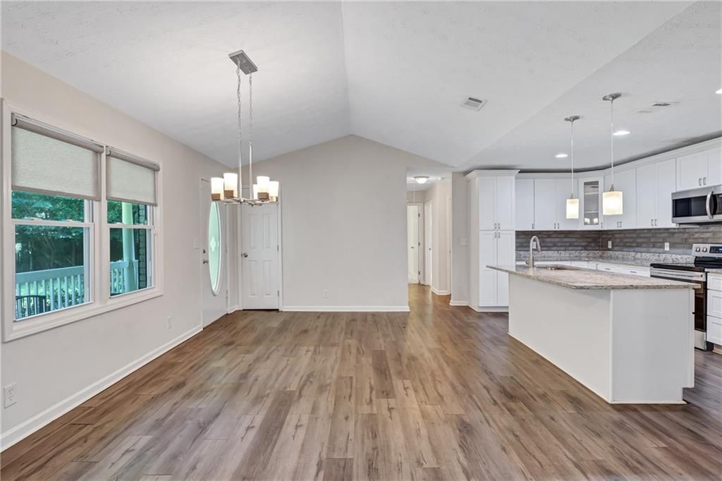 Building Photo - 5772 Lilburn Stone Mountain Rd