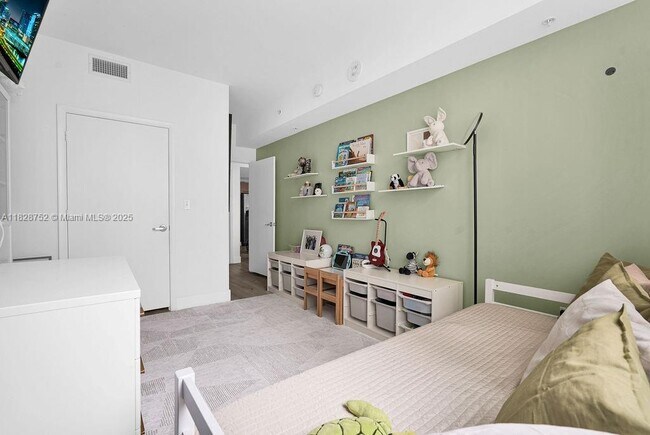 Building Photo - 244 Biscayne Blvd