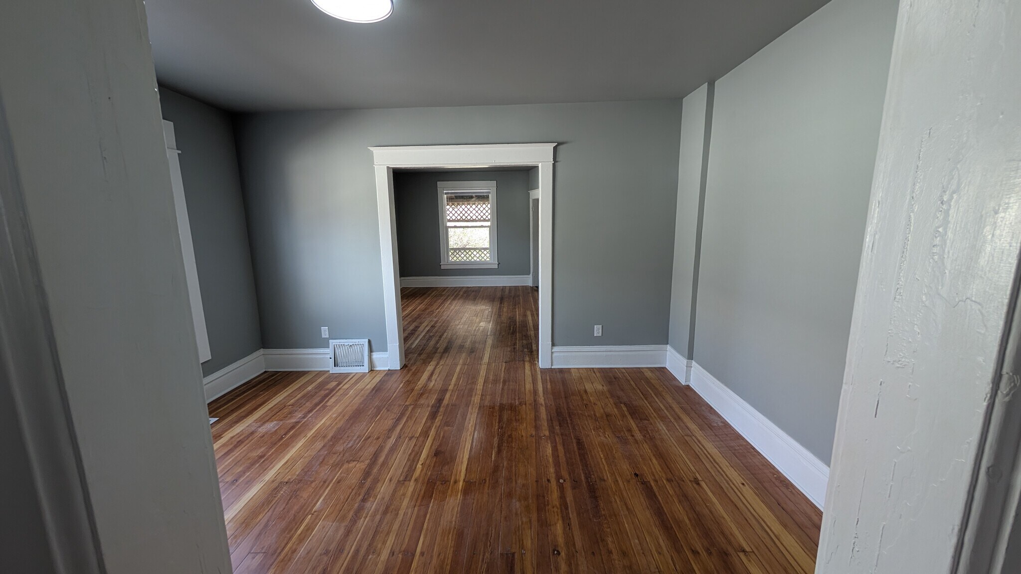 Building Photo - 1810 Morrie Ave