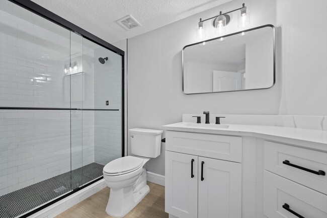 Building Photo - 11022 Legacy Dr