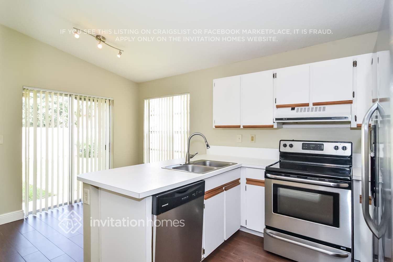 Building Photo - 14641 N Beckley Square