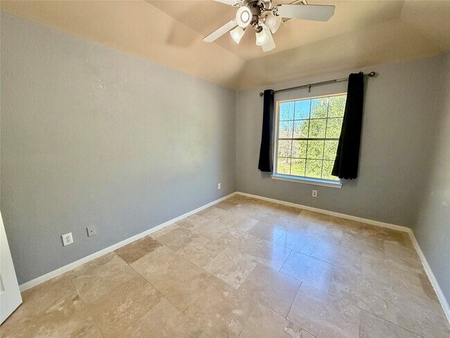 Building Photo - 15 Powers Bend Wy