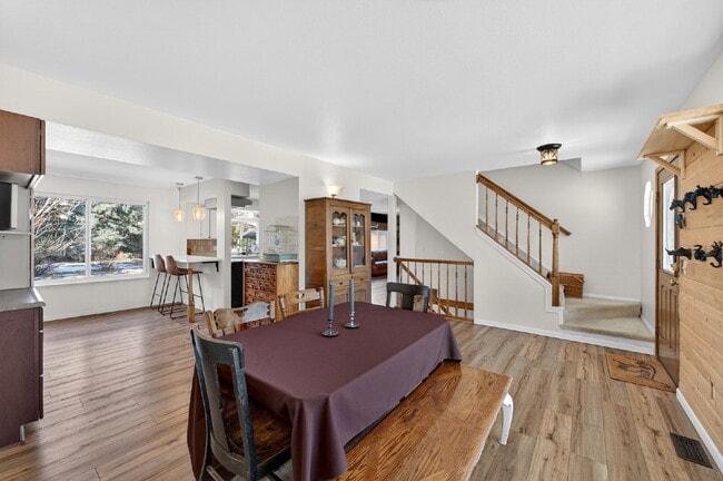 Building Photo - Available Immediately! Beautiful home in the Fairfax and Briargate neighborhood!