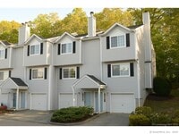 Building Photo - 310 Boston Post Rd